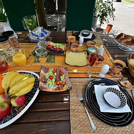 De Lakenvelder Couette-café